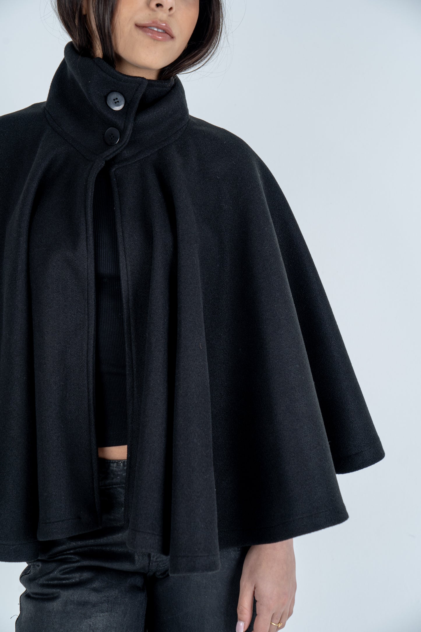Noir Cape