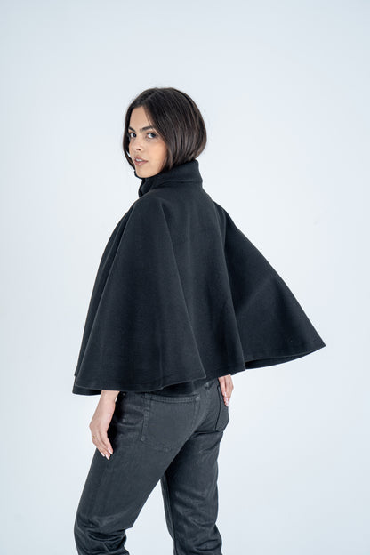 Noir Cape